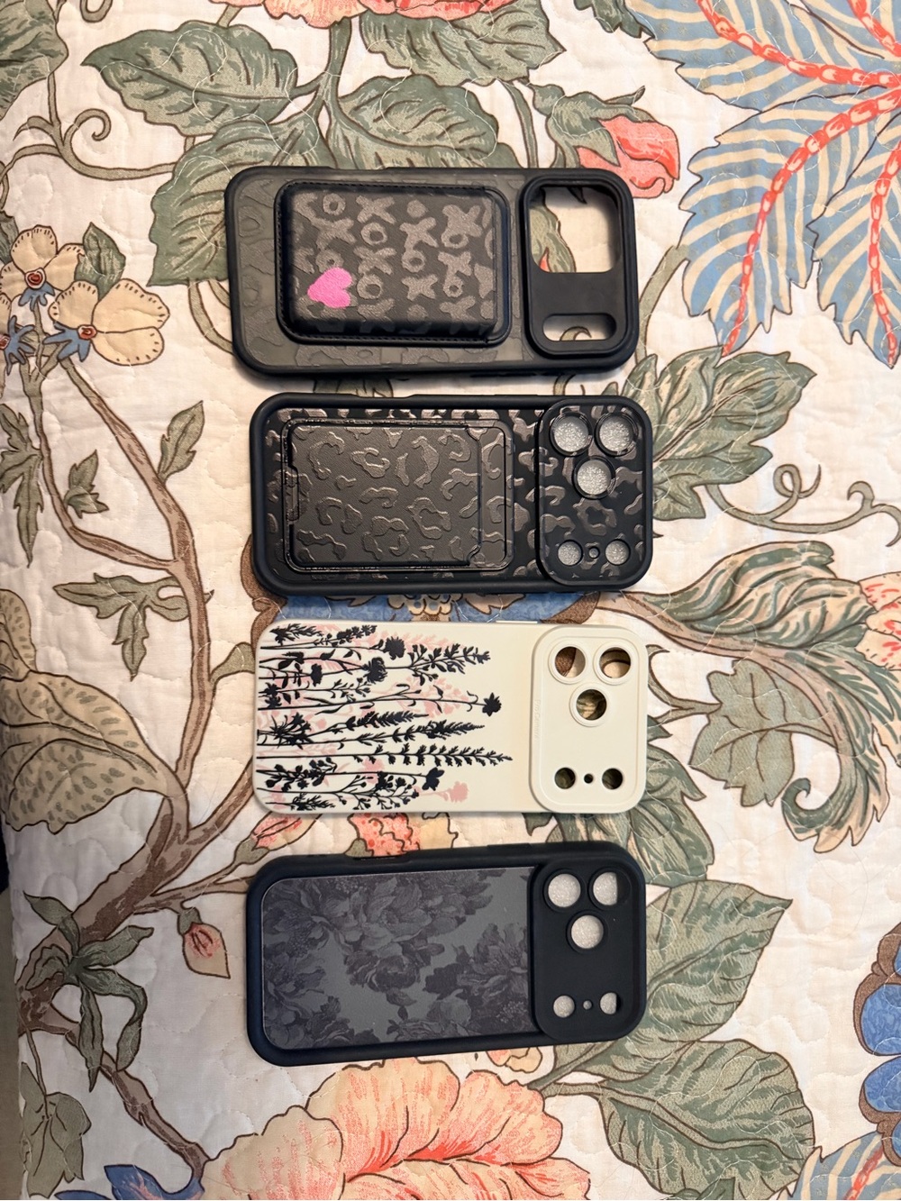 Lot of iPhone 17 Pro Max Cases